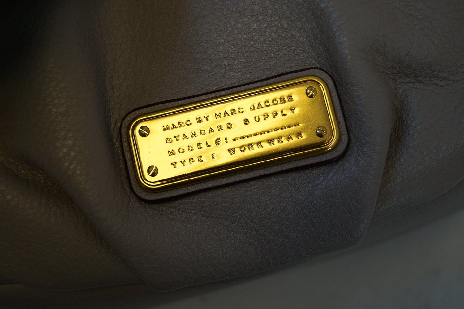 Marc By Marc Jacobs Grey Crossbody Handbag - Final Call