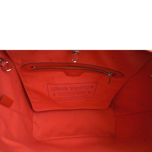 Louis Vuitton Neverfull Monogram Shoulder Bag - Inside