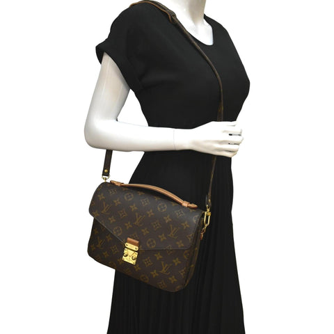 LOUIS VUITTON Metis Pochette Monogram Canvas Crossbody Bag Brown