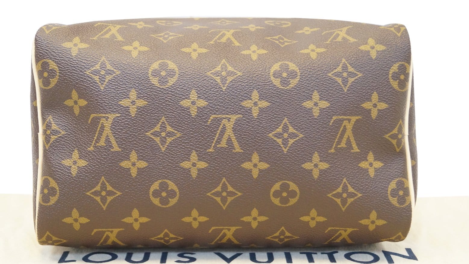 Louis Vuitton Vintage Monogram Canvas Speedy 25 Satchel (SHF-16510