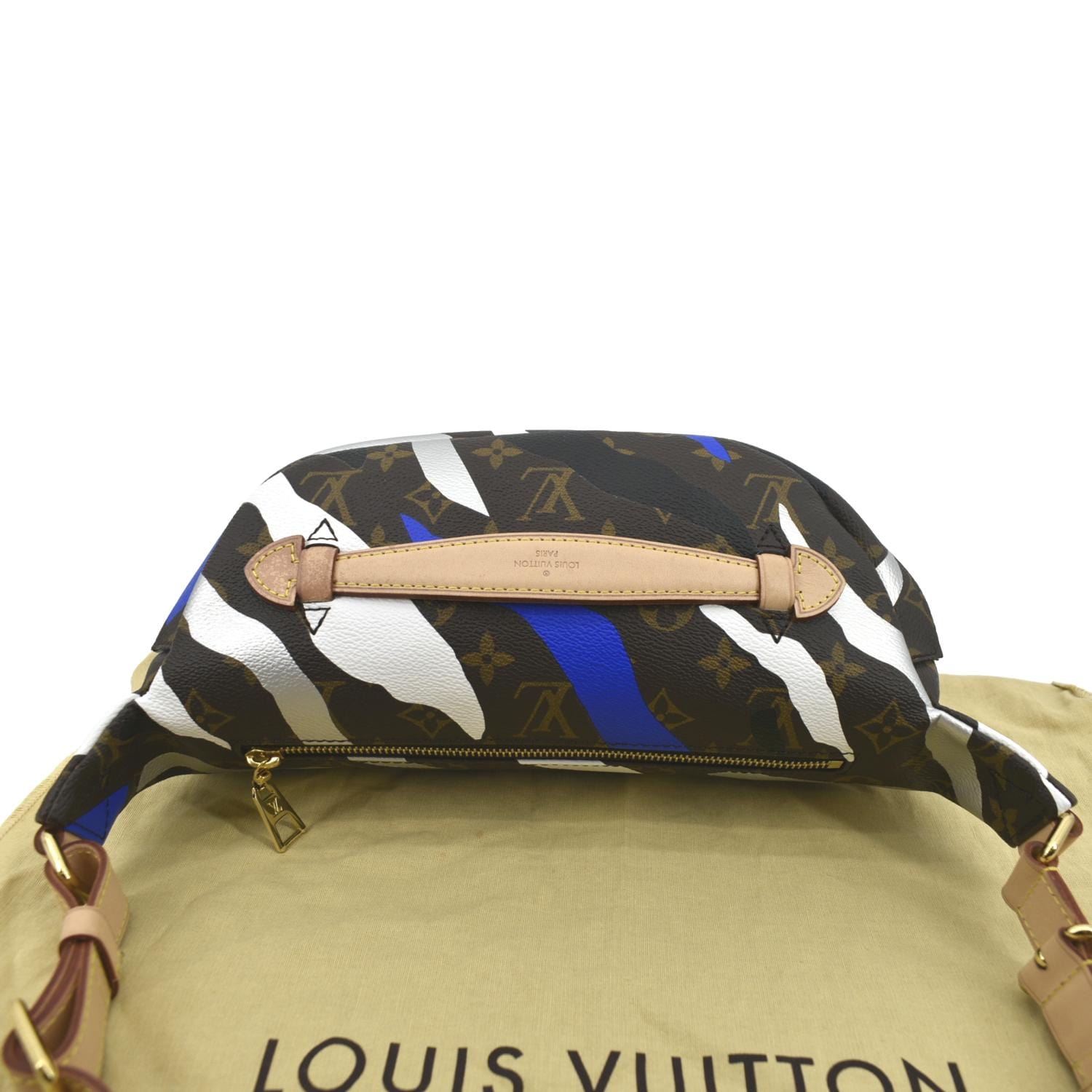 Louis Vuitton LVxLOL Monogram League of Legends Bumbag 817lv38