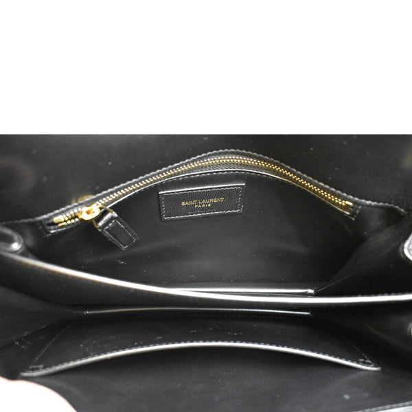 Yves Saint Laurent Le Maillon Leather Shoulder Bag - Inside