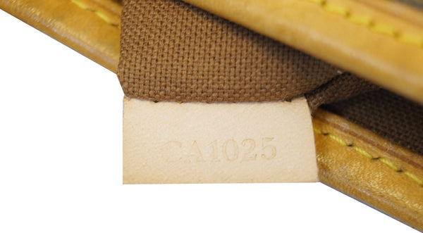 LOUIS VUITTON Monogram Canvas Batignolles Horizontal Shoulder Tote Bag 