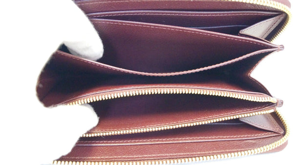 Louis Vuitton Zippy Wallet Ostrich Leather Burgundy - pockets 