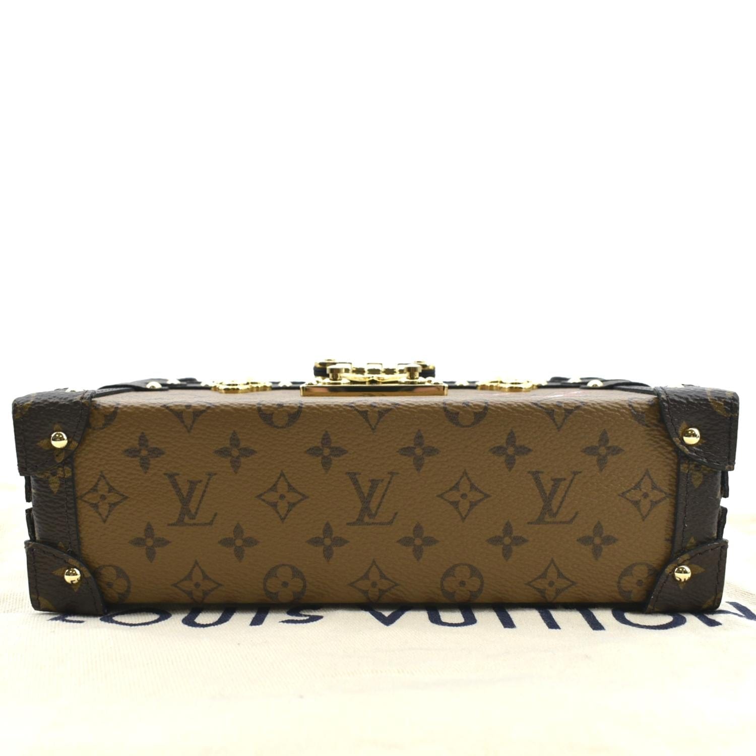 Shop Louis Vuitton PETITE MALLE Casual Style Plain Elegant Style Logo  Shoulder Bags (M23518) by 環-WA