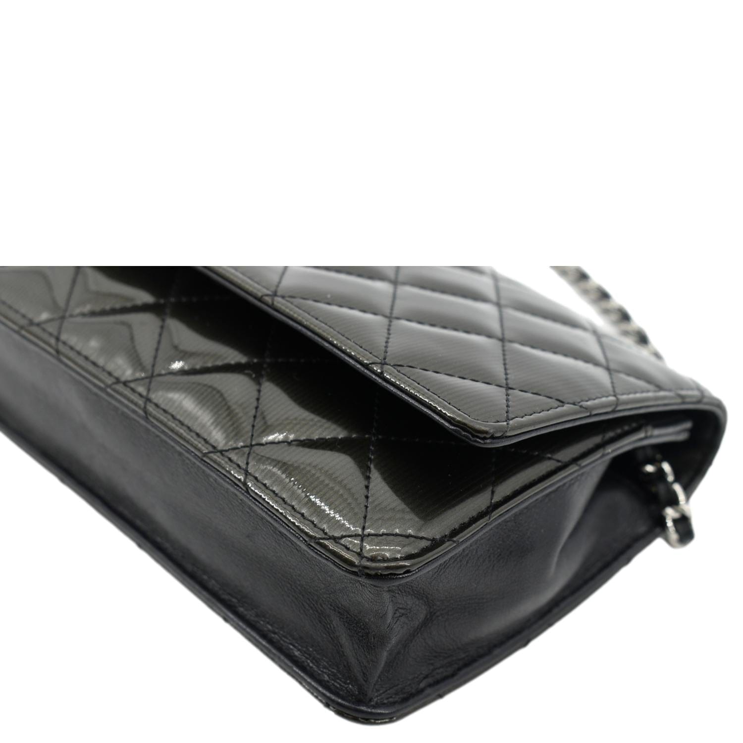 Wallet on chain timeless/classique leather crossbody bag Chanel Black in  Leather - 25262088