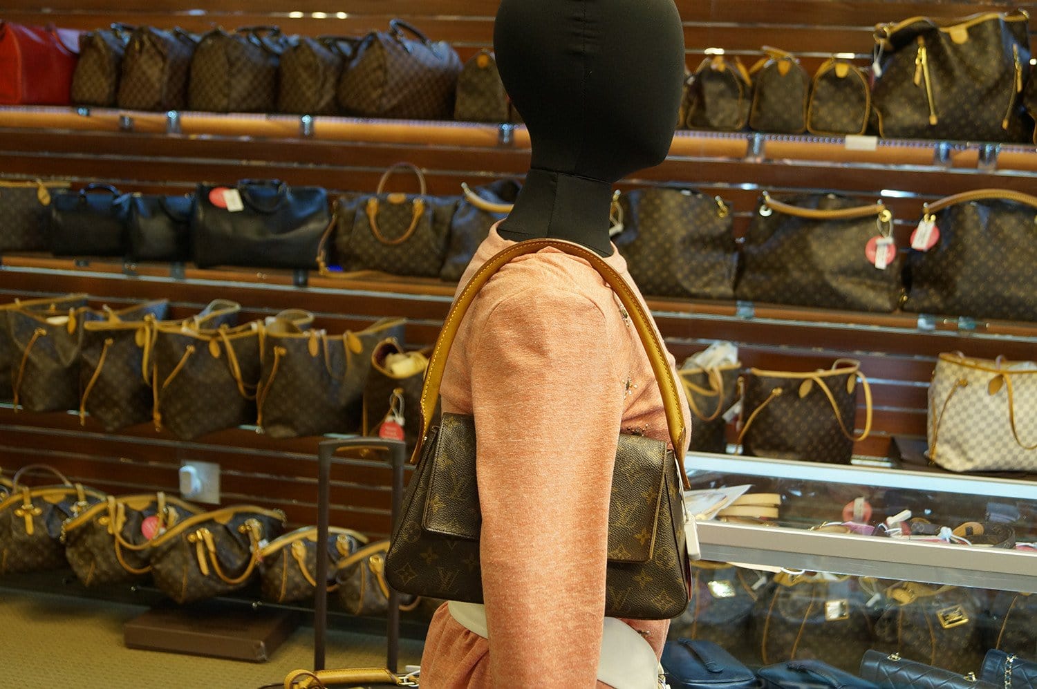 Louis Vuitton Mini Looping Shoulder Bag Monogram Purse Tote Leather Handbag Zip
