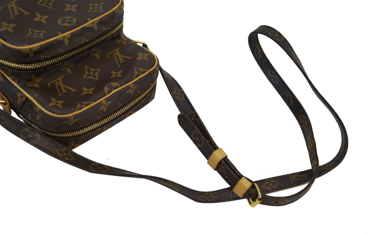 Shop Louis Vuitton Monogram Unisex Shoulder Bags by setose