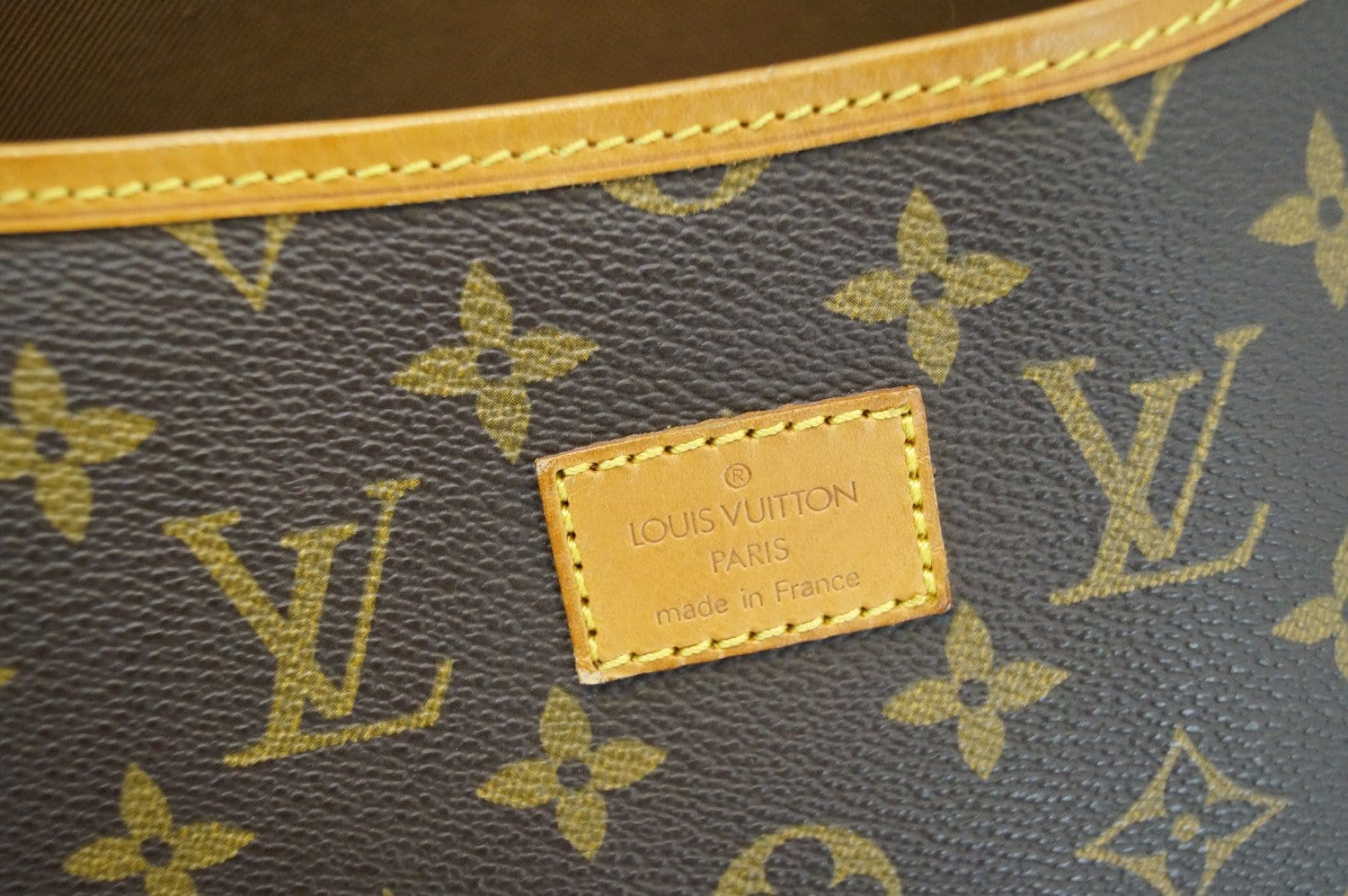 Louis Vuitton  Saumur 35 Monogram Canva – Canada Luxury