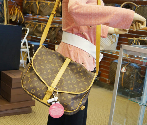 LOUIS VUITTON Monogram Saumur 35 Shoulder Bag