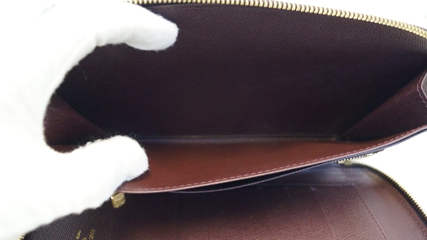 Louis Vuitton // Taiga Leather Atoll Organizer Wallet V1 // Black