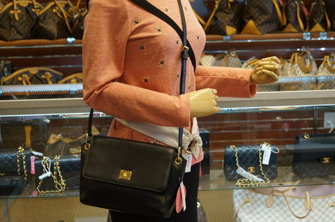 Ralph Lauren Black Leather Crossbody Bag TT624 - Sale