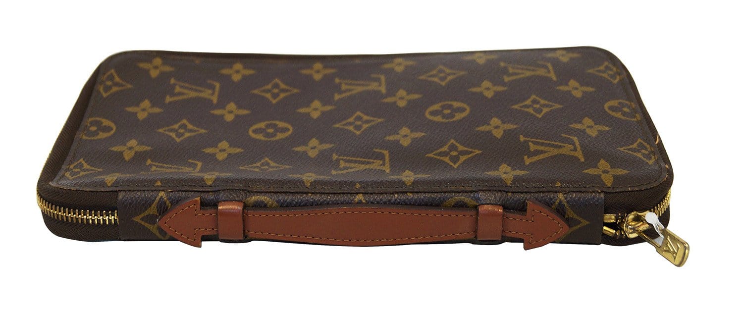 I got this wallet in November and it's already peeling. What can I do? This  is my first LV piece. : r/Louisvuitton