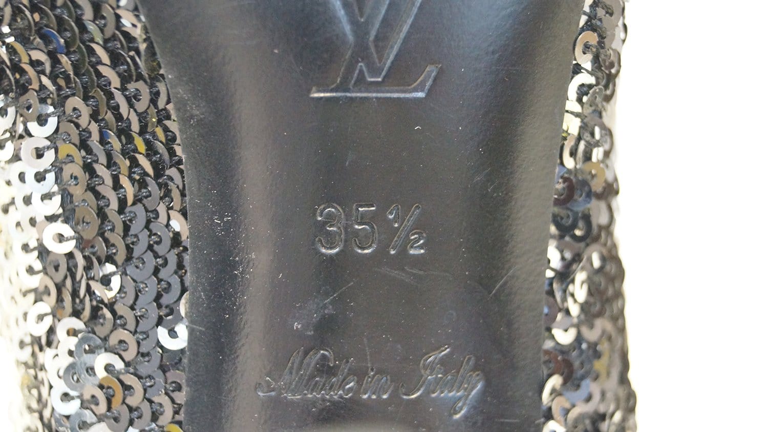 Louis Vuitton 'Oh Really' Sequin Pumps - size 37 ○ Labellov