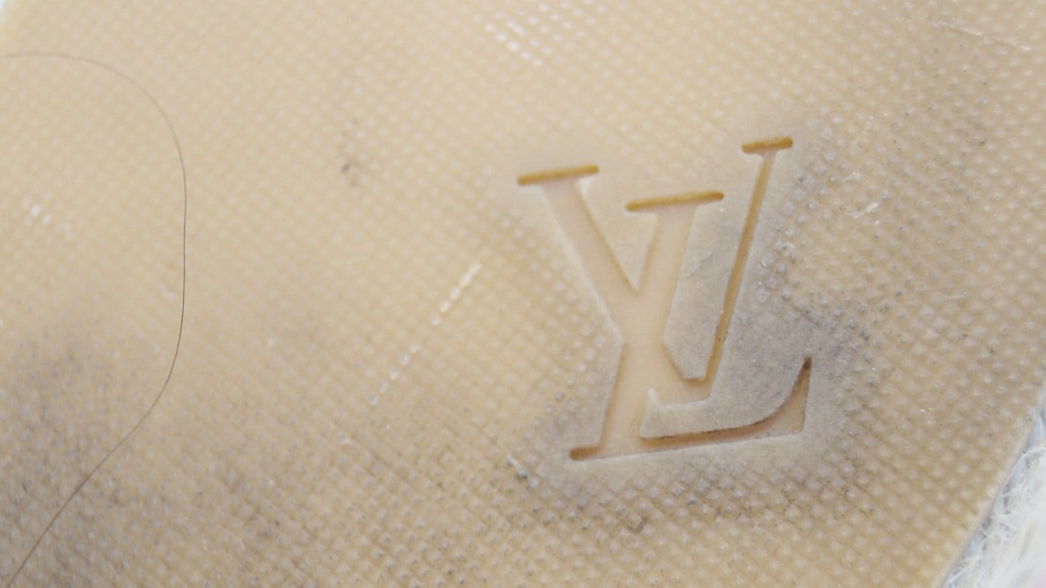 Louis Vuitton White Tan Patent Leather Quatrefoil Monogram Wedge Sandals 36  US 6