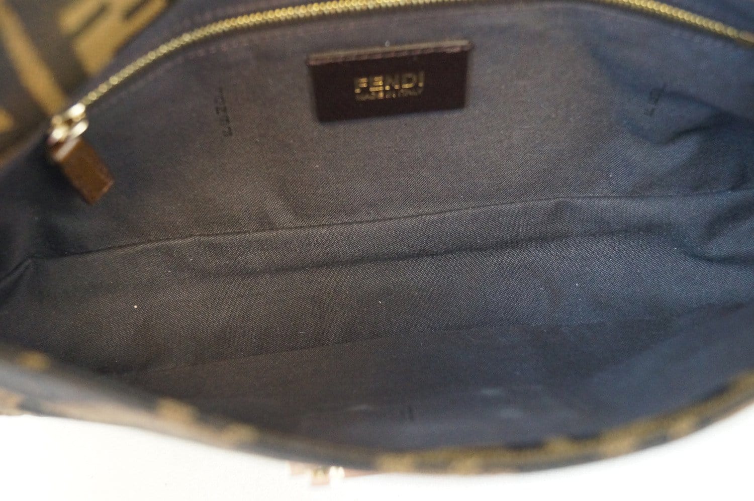 FENDI-Zucca-Canvas-Leather-Shoulder-Bag-Khaki-Black – dct