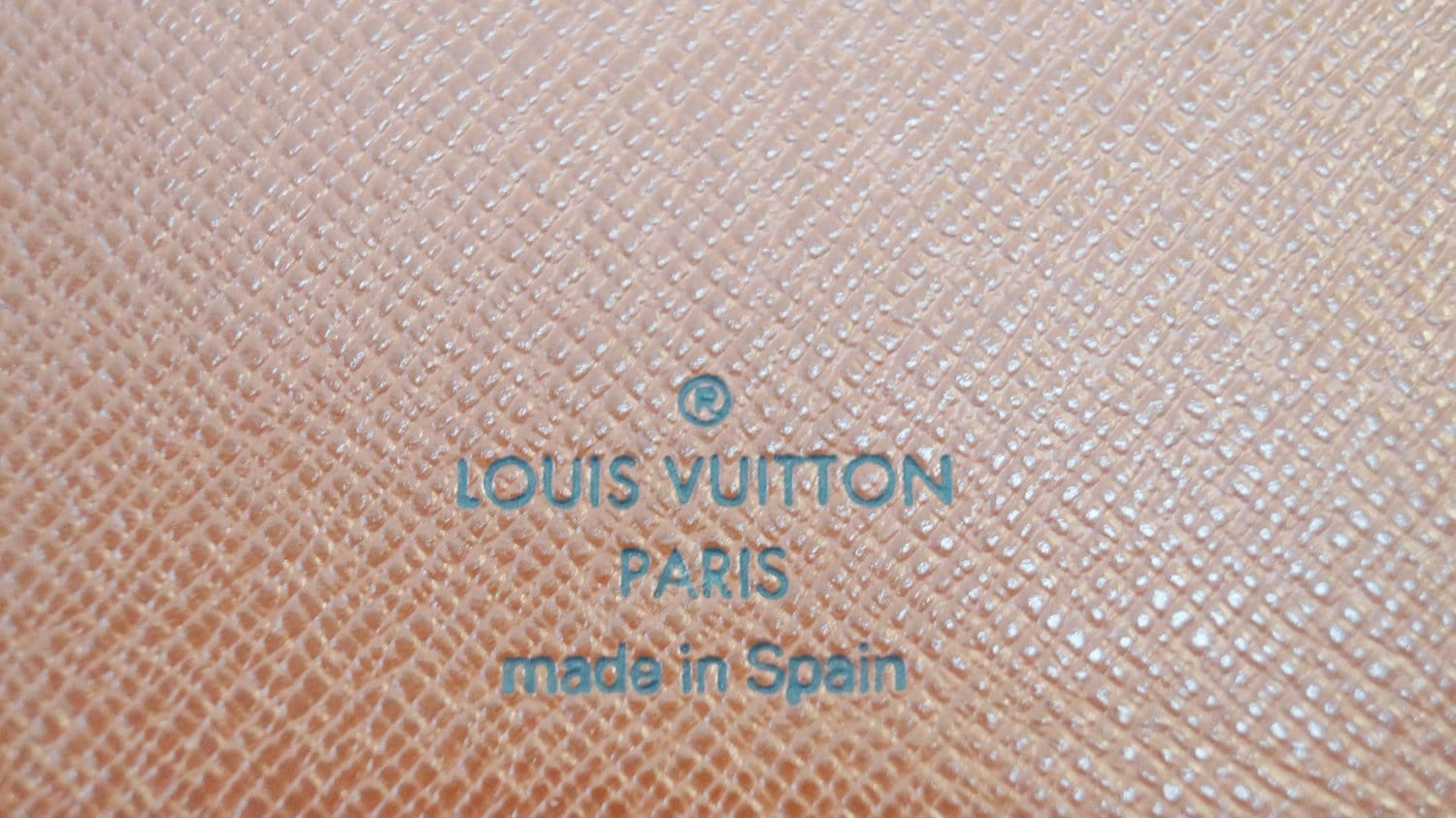 LOUIS VUITTON Monogram Canvas Passport Cover