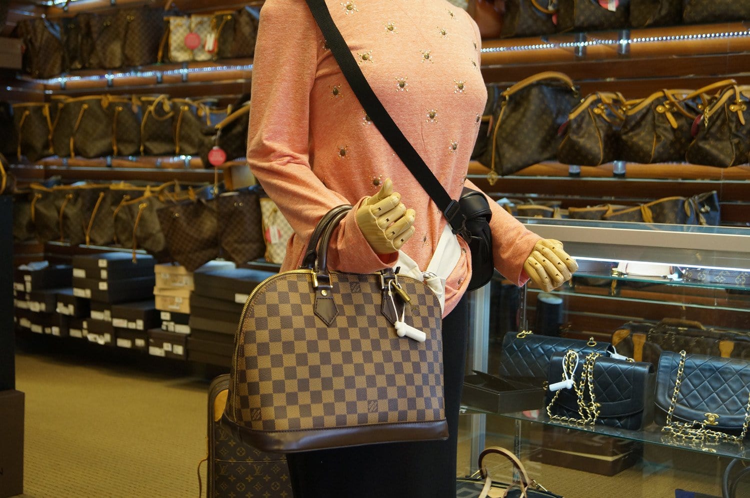 Authentic Louis Vuitton Hand Bag N51131 Alma Ebene Brown Damier - Women's  Handbags - Daly City, California, Facebook Marketplace