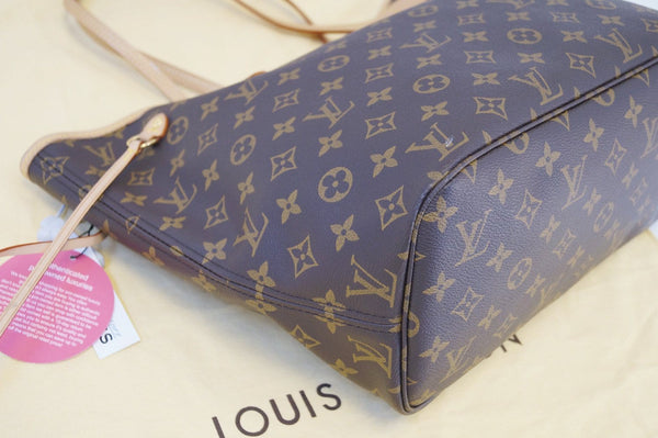 LOUIS VUITTON Monogram Neverfull MM Shoulder Bag