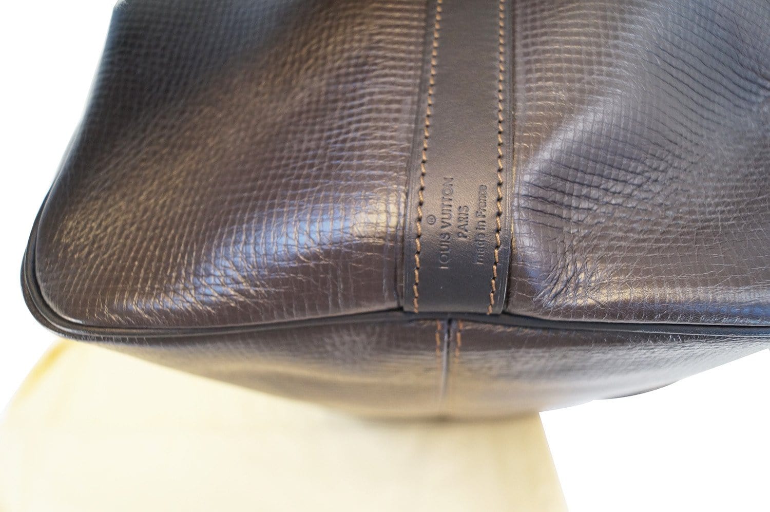 Keepall travel bag Louis Vuitton Brown in Metal - 26109269