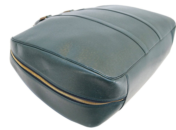 LOUIS VUITTON Taiga Acajou Helanga 1 Poche Boston Bag - Final Call