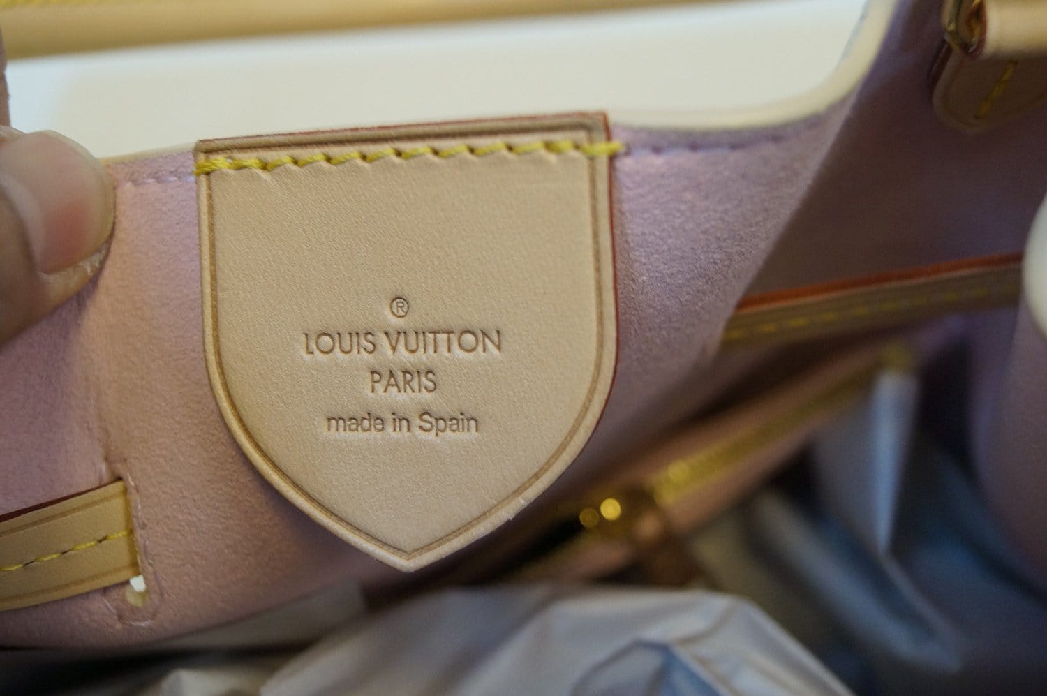 Louis Vuitton Damier Azur Girolata Tote (SHF-22961) – LuxeDH
