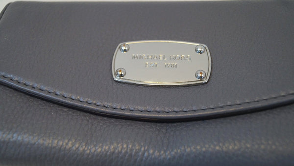 Michael Kors Jet Set Wallet Slim Flap Bag in Gray For Women 