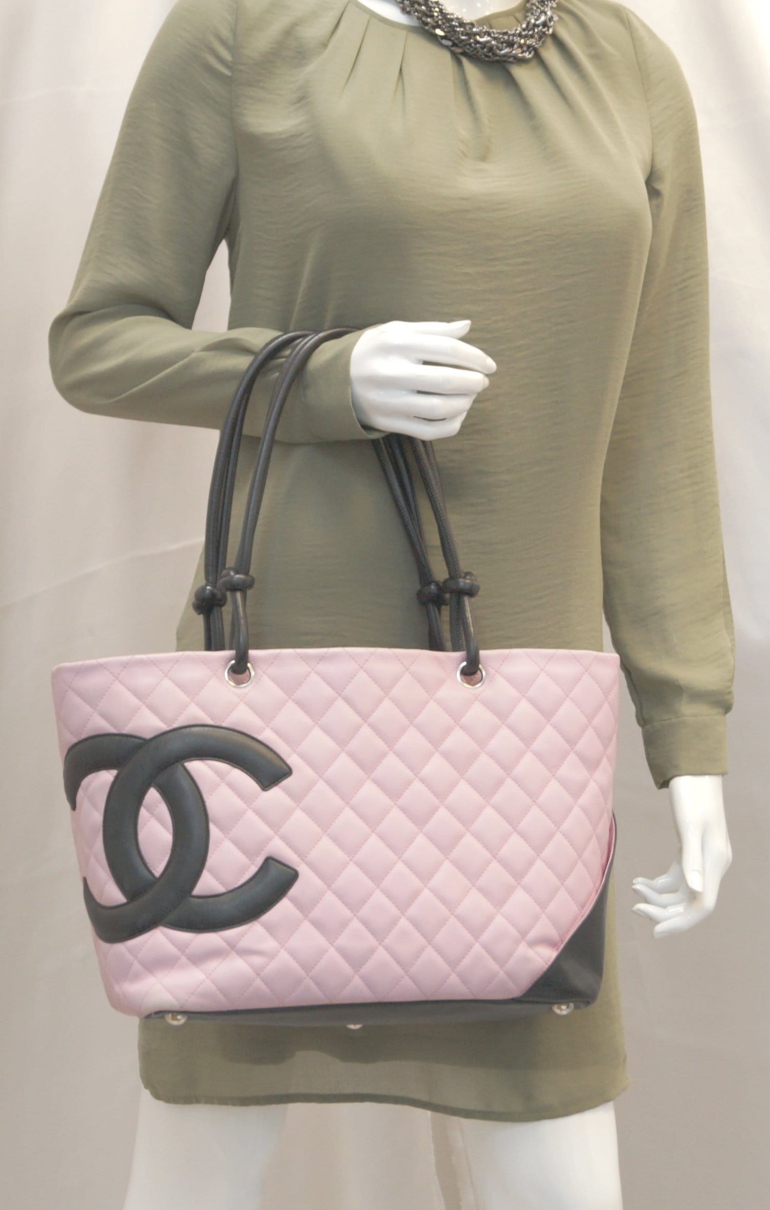 Chanel Small Pink Cambon Tote bag Leather ref.525619 - Joli Closet