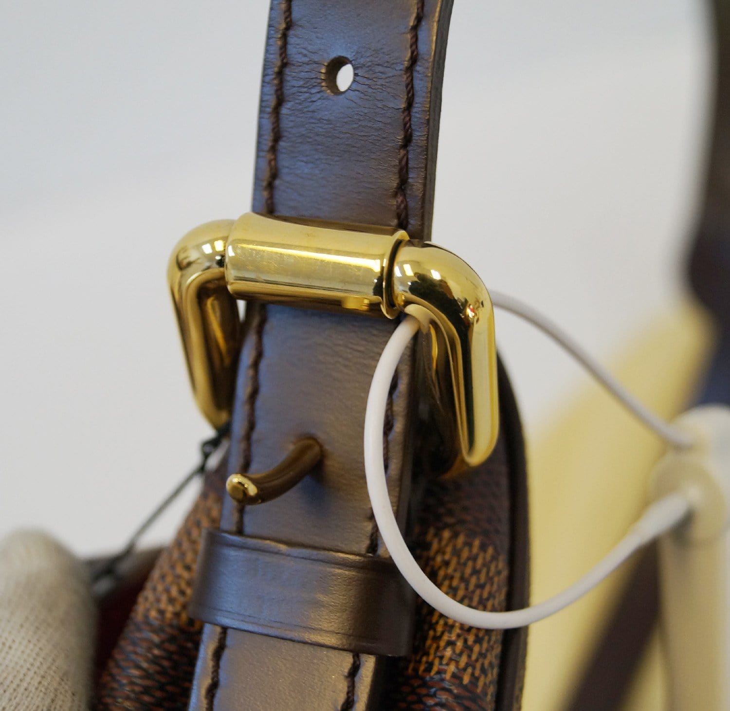 Pre-Owned LOUIS VUITTON / Louis Vuitton Ravello PM shoulder bag Damier Ebene  N60007 FL1008 (Good) 