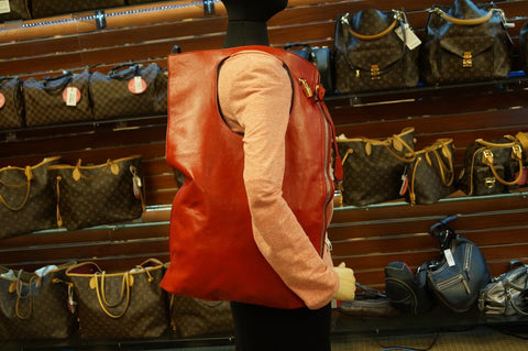 TOM FORD Alix Leather Red Pouch Padlock & Zip Shoulder Bag