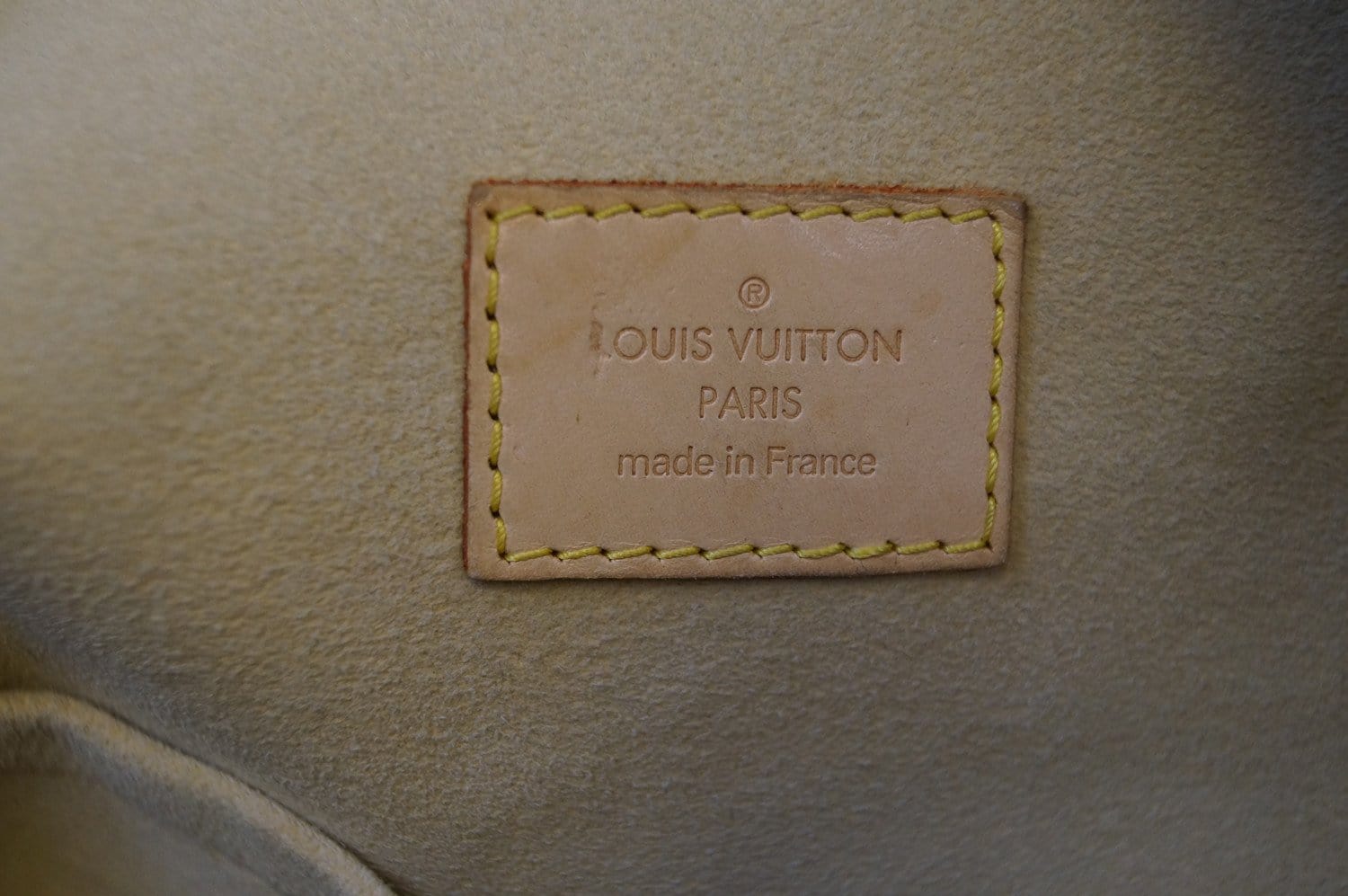 Authentic Louis Vuitton Monogram Manhattan GM