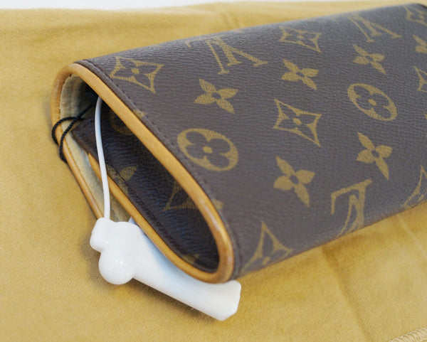LOUIS VUITTON Monogram Pochette Twin PM Shoulder Pouch 