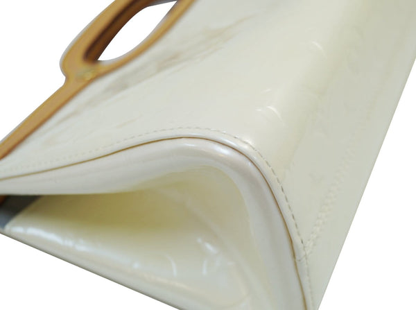 LOUIS VUITTON Cream Vernis Leather Roxbury Drive Shoulder Bag