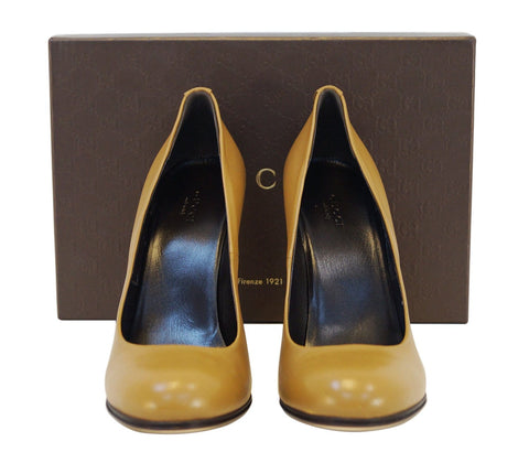 Gucci Heel Pump Leather Interlocking Size 40 beige color