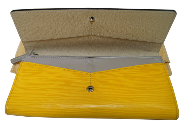 LOUIS VUITTON Epi Portefeuille Flore Long Wallet White Yellow 
