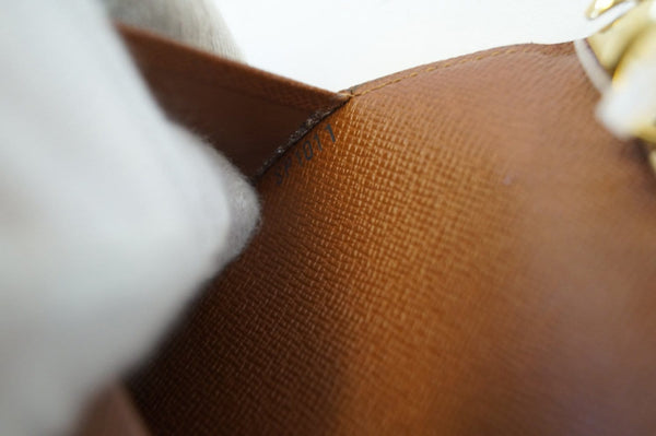 LOUIS VUITTON Monogram Agenda MM Day Planner Cover