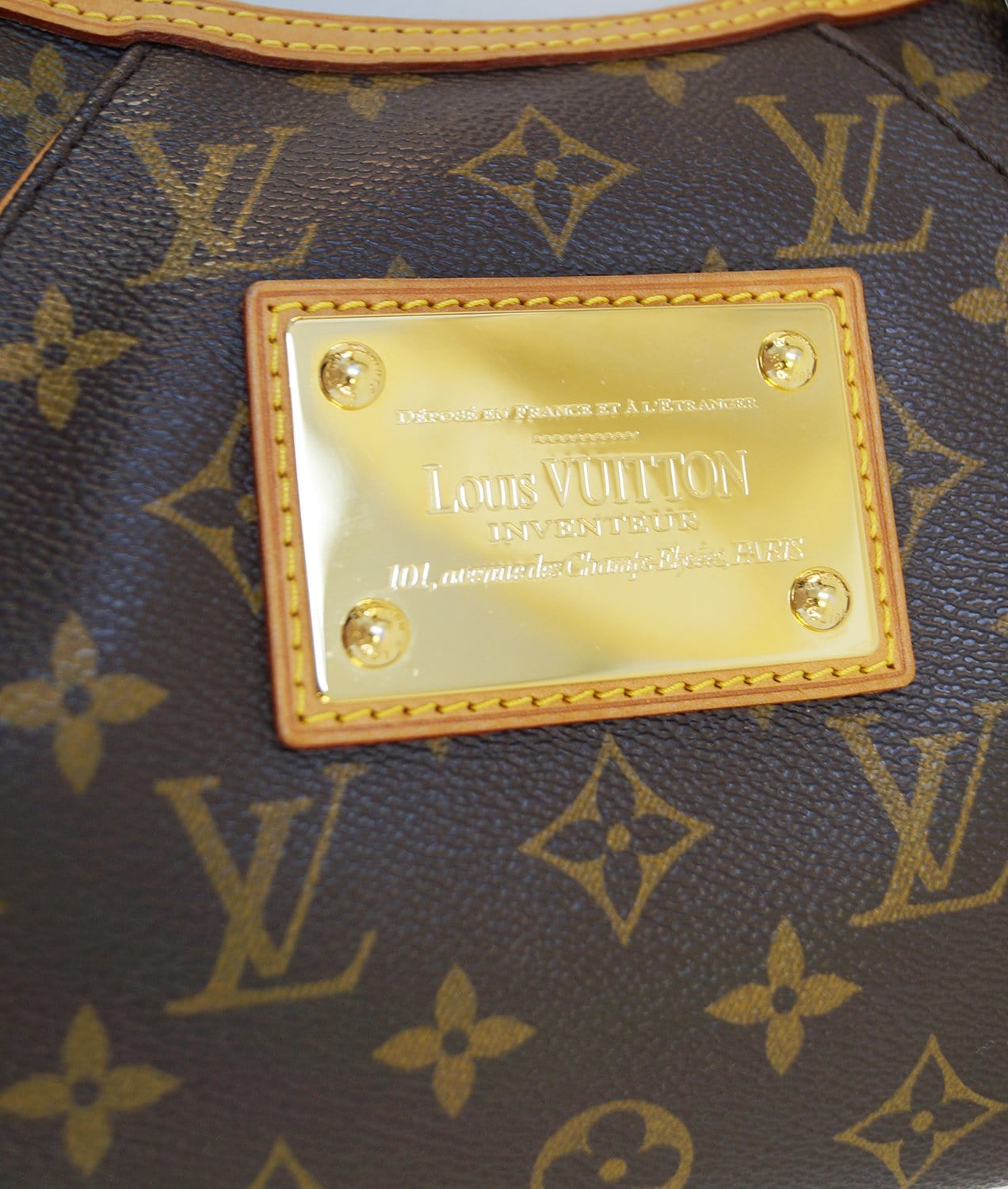 Louis Vuitton 2010 pre-owned Thames PM shoulder bag - ShopStyle