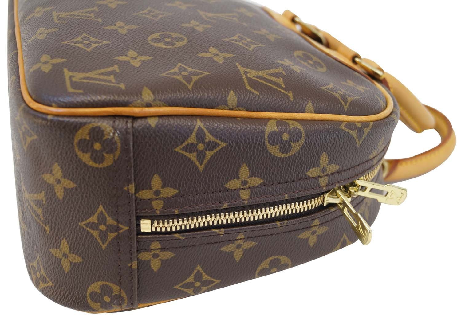 Louis Vuitton Trouville Handbag 353197