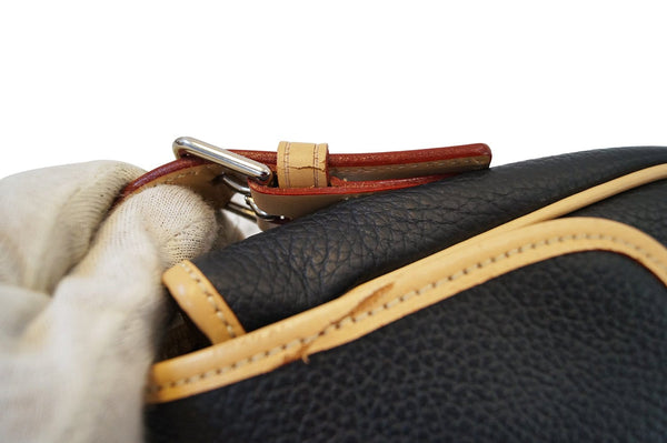 DOONEY & BOURKE Black Leather Shoulder Handbag