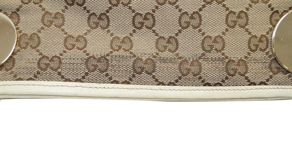 GUCCI GG Canvas Messenger Bag 120841