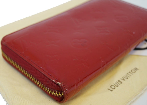 LOUIS VUITTON Red Monogram Vernis Zippy Compact Wallet