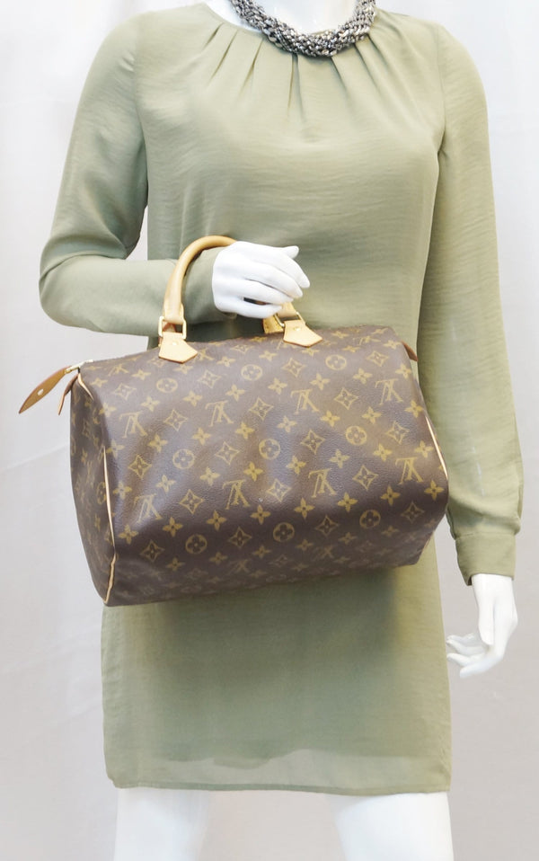 LOUIS VUITTON Monogram Canvas Speedy 30 Satchel Bag
