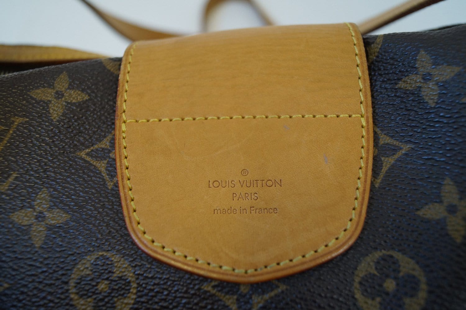 Stresa cloth handbag Louis Vuitton Brown in Cloth - 26457273