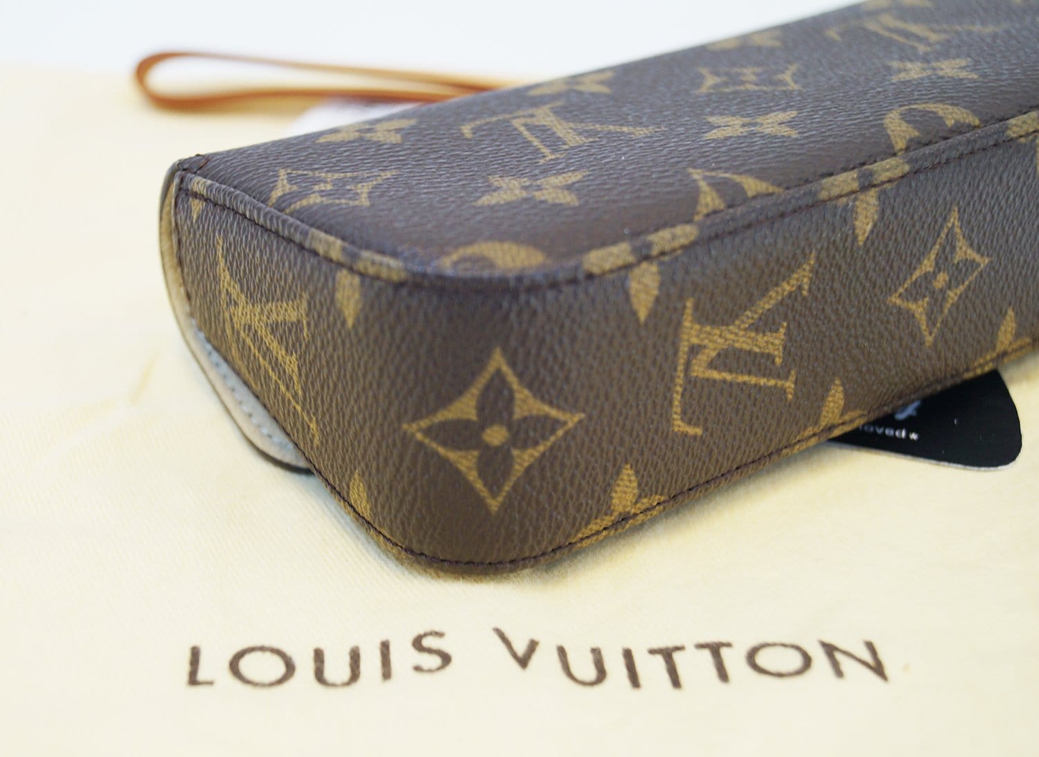LOUIS VUITTON Monogram Vernis Pochette Lagoon Glasses Case M91801