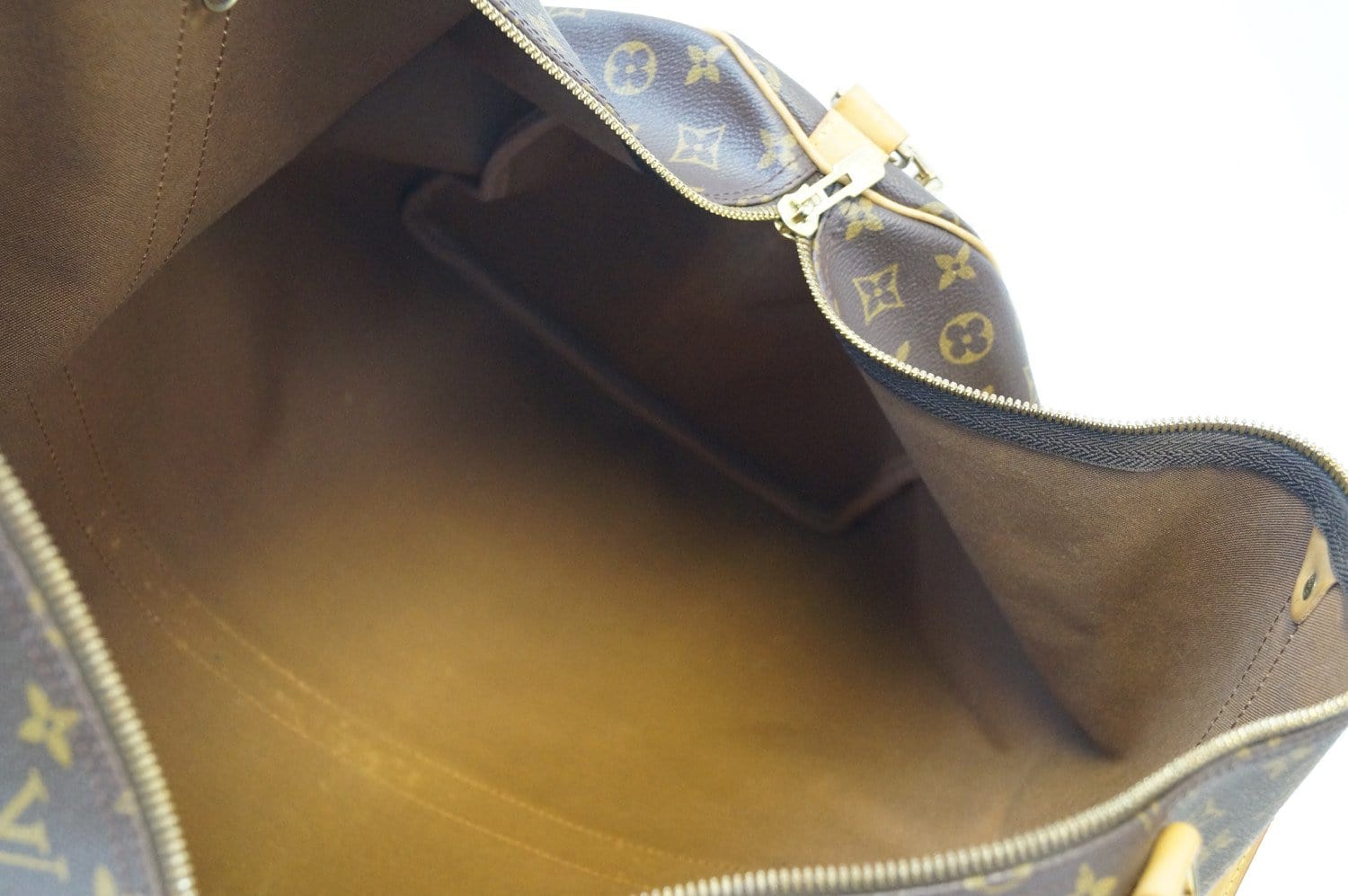 Lot - Louis Vuitton Keepall Bandouliere 60 Travel Bag, 1987