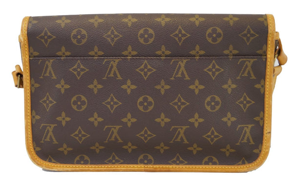 LOUIS VUITTON Monogram Gibeciere MM Messenger Bag