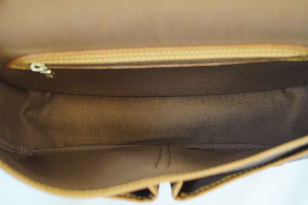 LOUIS VUITTON Monogram Gibeciere MM Messenger Bag
