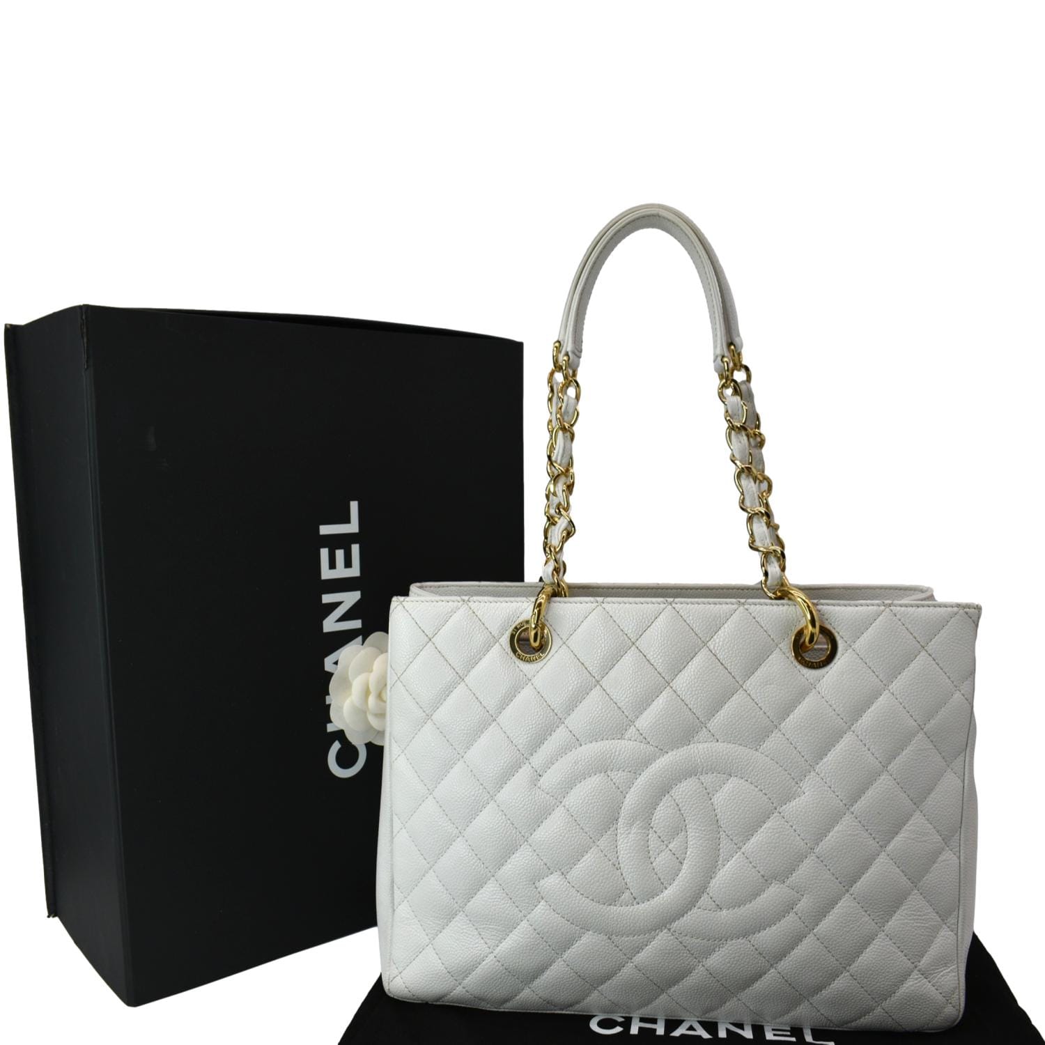 Grand shopping leather tote Chanel White in Leather - 23363768