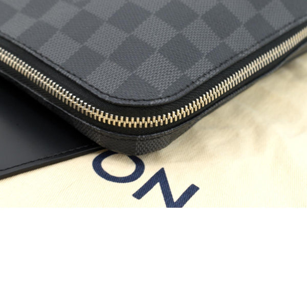 Louis Vuitton Avenue Sling Monogram Leather Crossbody Bag-Close Look Zip