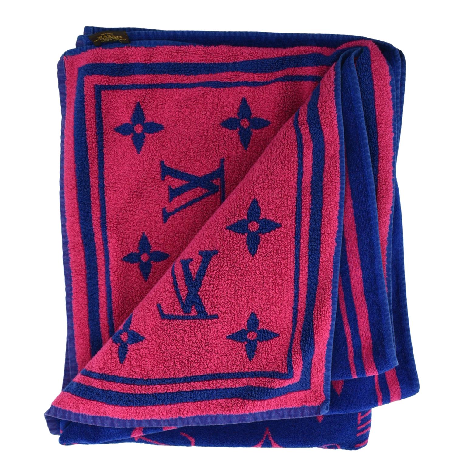 LOUIS VUITTON Monogram Classic Beach Towel Pink